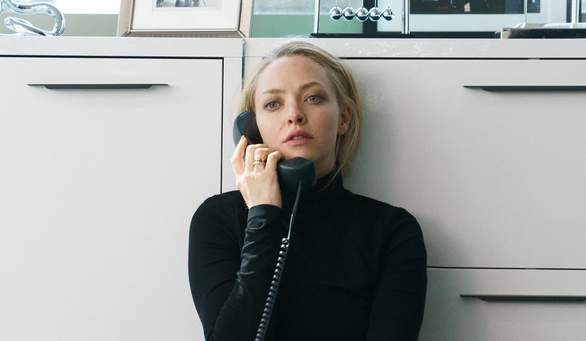 Amanda Seyfried Doesn’t Believe For A Second Elizabeth Holmes Avoided Watching ‘The Dropout’ [Inteview]