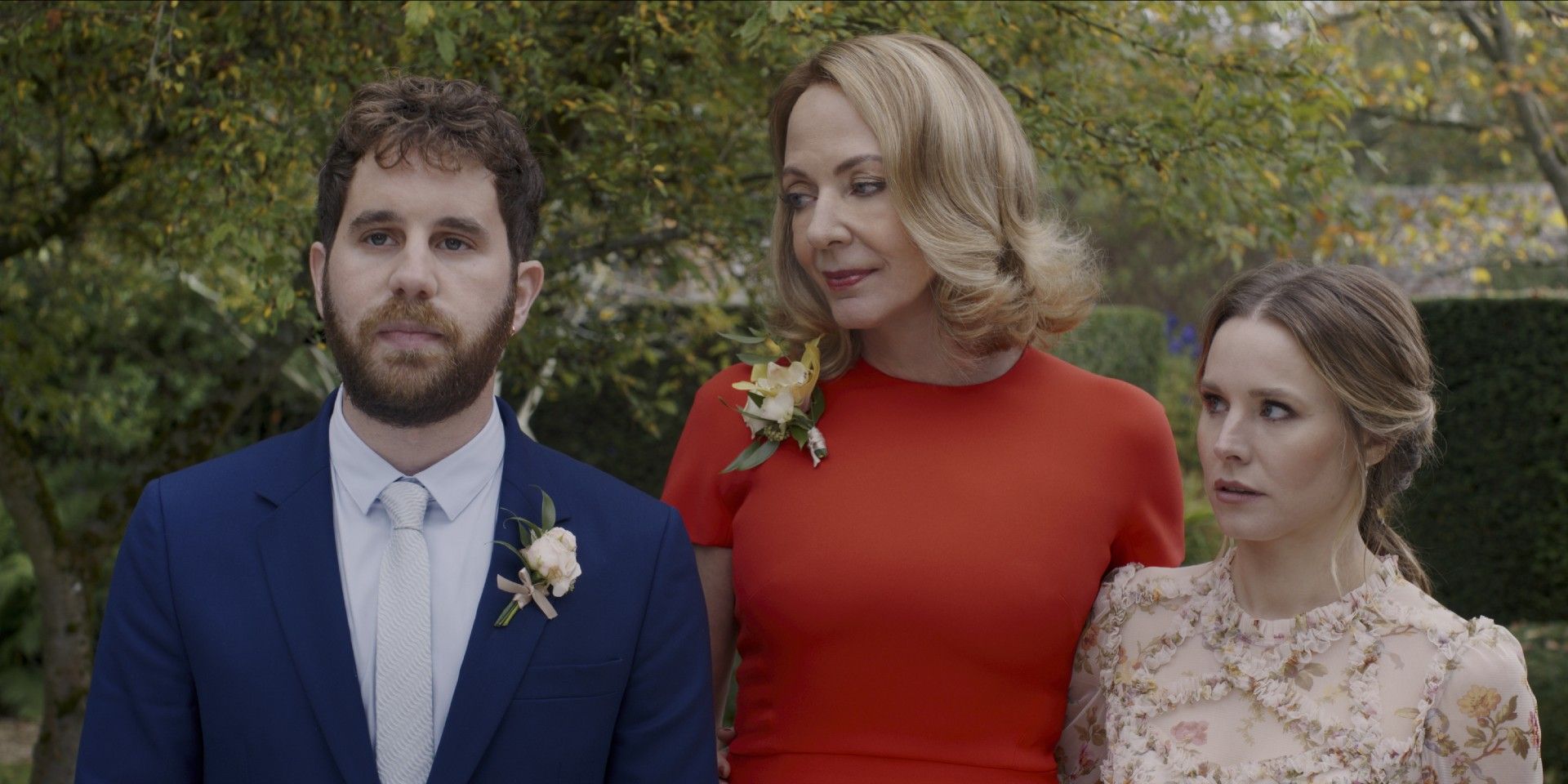 Talented Cast Rises Above Uneven Humor