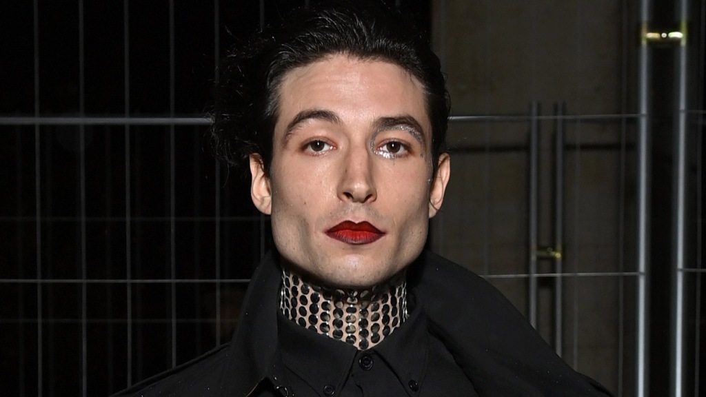 Ezra Miller Accepts Plea Deal, Avoids Jail on Vermont Trespassing Charge – The Hollywood Reporter