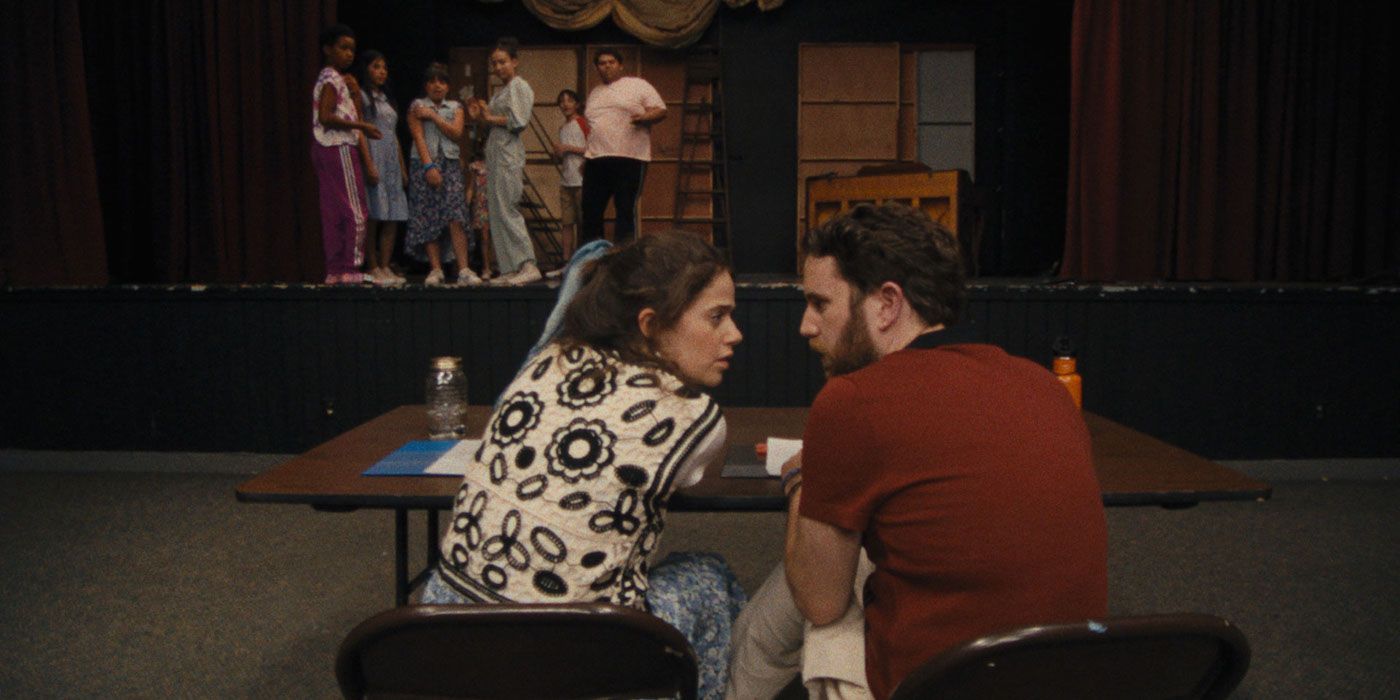 Ben Platt, Molly Gordon Star in Musical Mockumentary