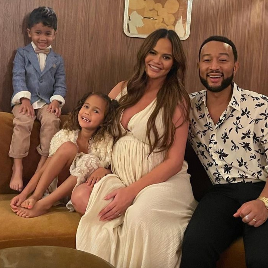 John Legend Unveils First Family Pic With Chrissy Teigen and 3 Kids