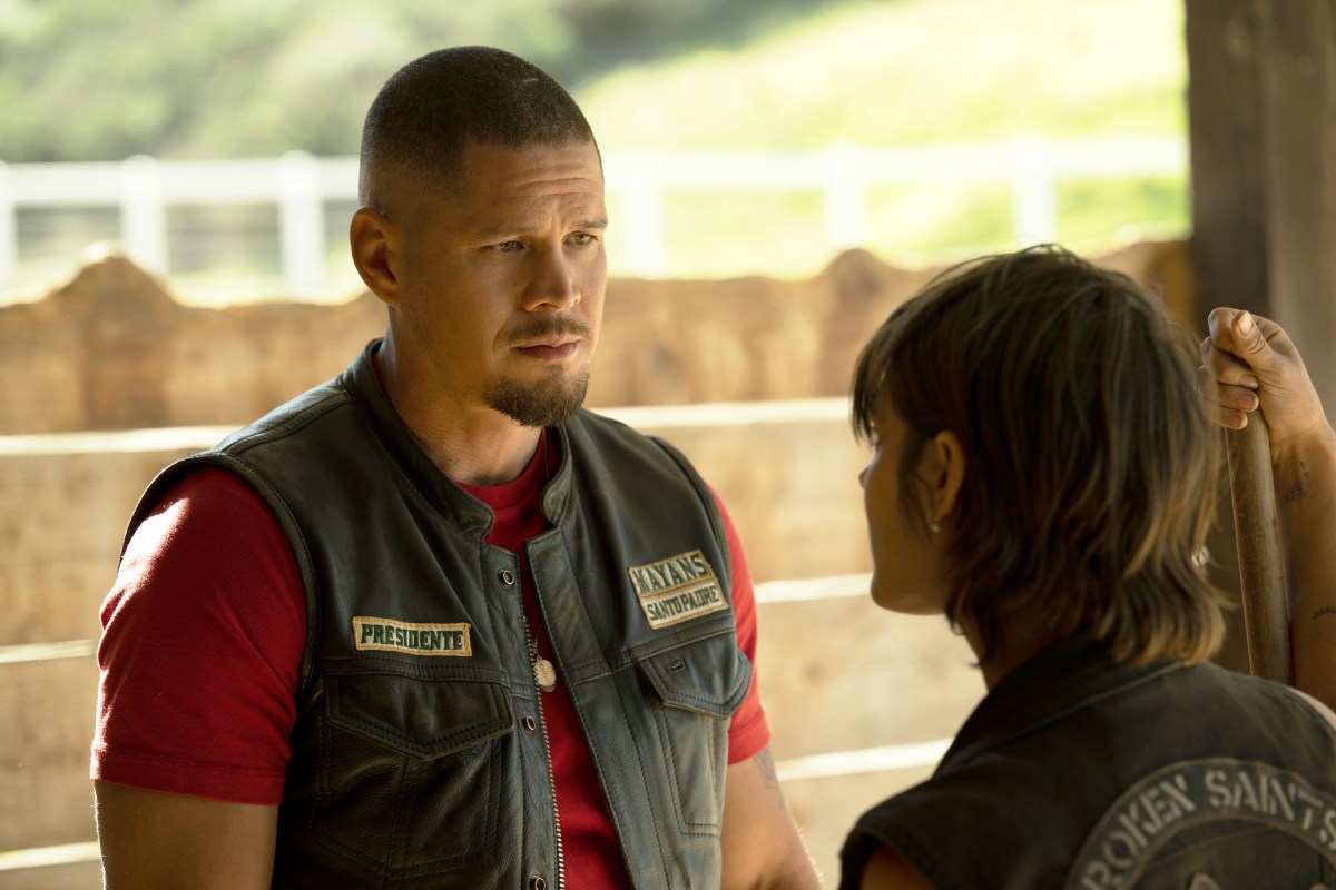 JD Pardo Talks ‘Mayans,’ Making His Directorial Debut, EZ’s Possible Redemption & More [Templo Talk]