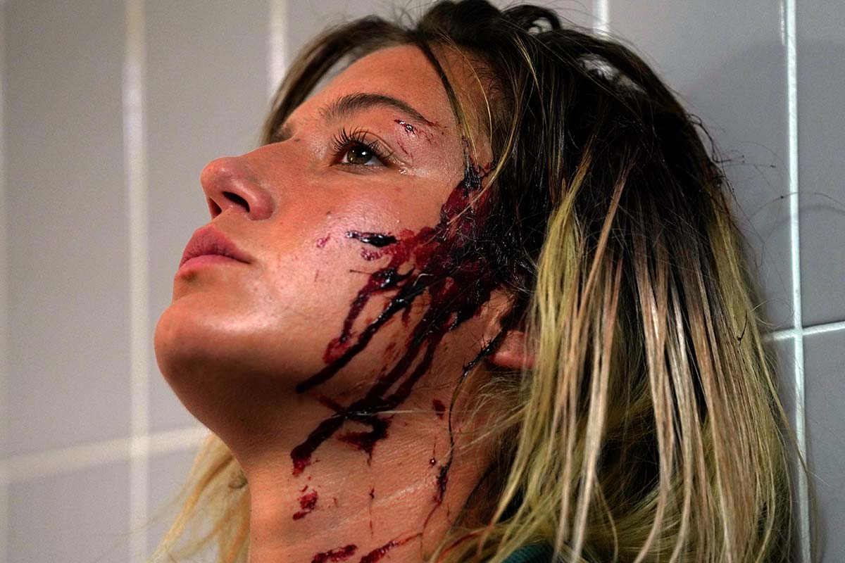 Gilles Lellouche’s Stylish Thriller Descends Into Clichés [Cannes]