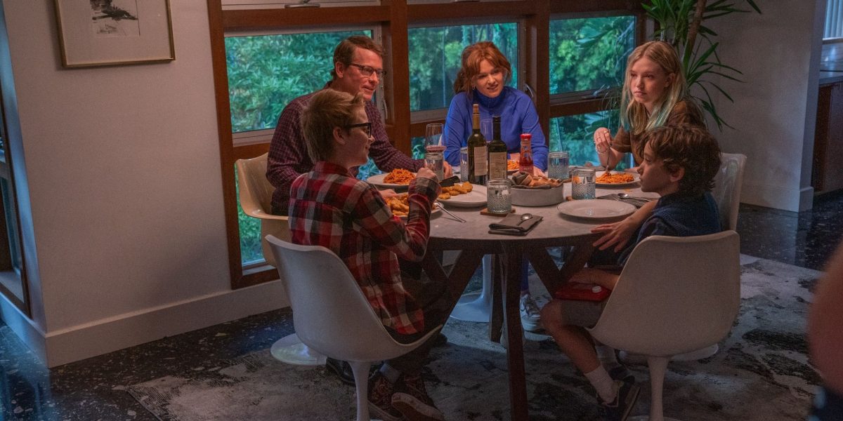 Isla Fisher & Greg Kinnear Break Up In Middling Family Time Loop Comedy