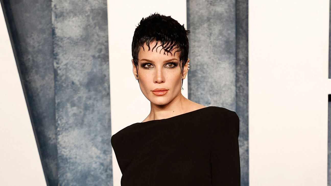 Halsey Says Acting Helped Disconnect From Stage Name, Talks Britney Spears
