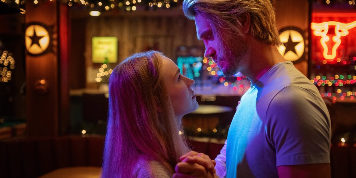 No Christmas Magic Can Save This Magic Mike-Inspired Rom-Com From Being Boring