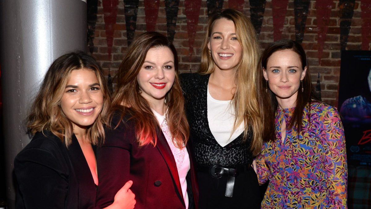 Blake Lively’s ‘Sisterhood of the Traveling Pants’ Stars Show Support