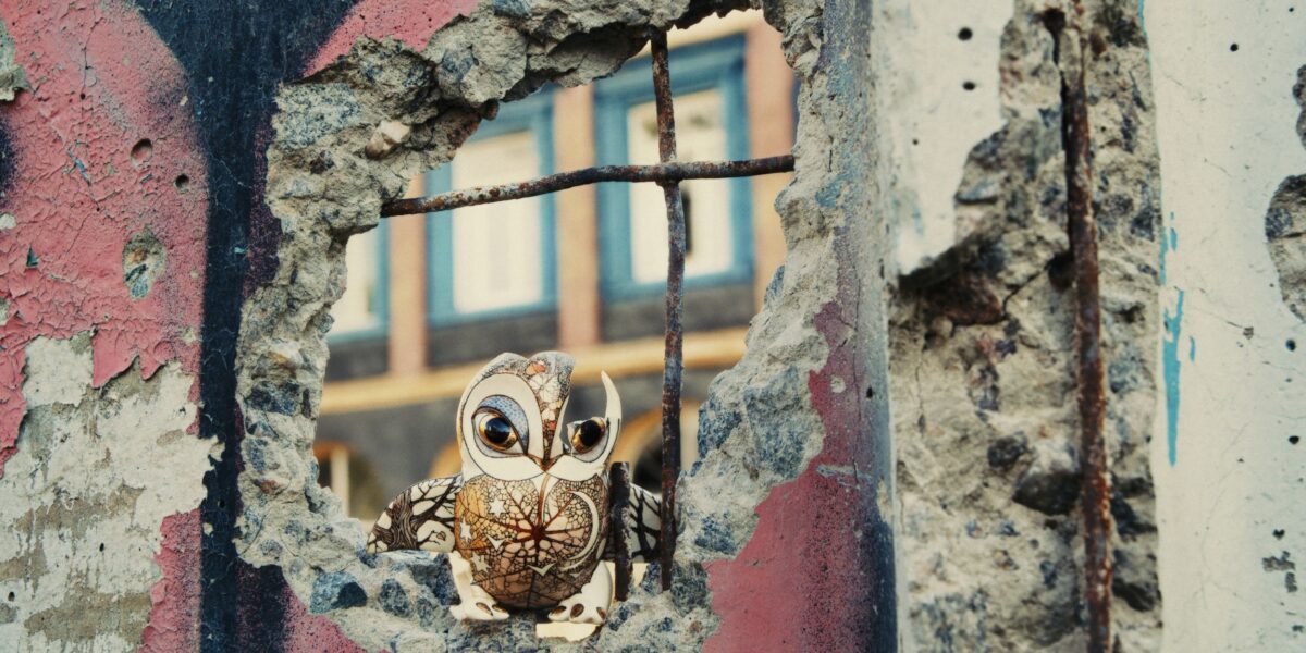 A Delicate Look at the War in Ukraine Through the Eyes of Its Artists