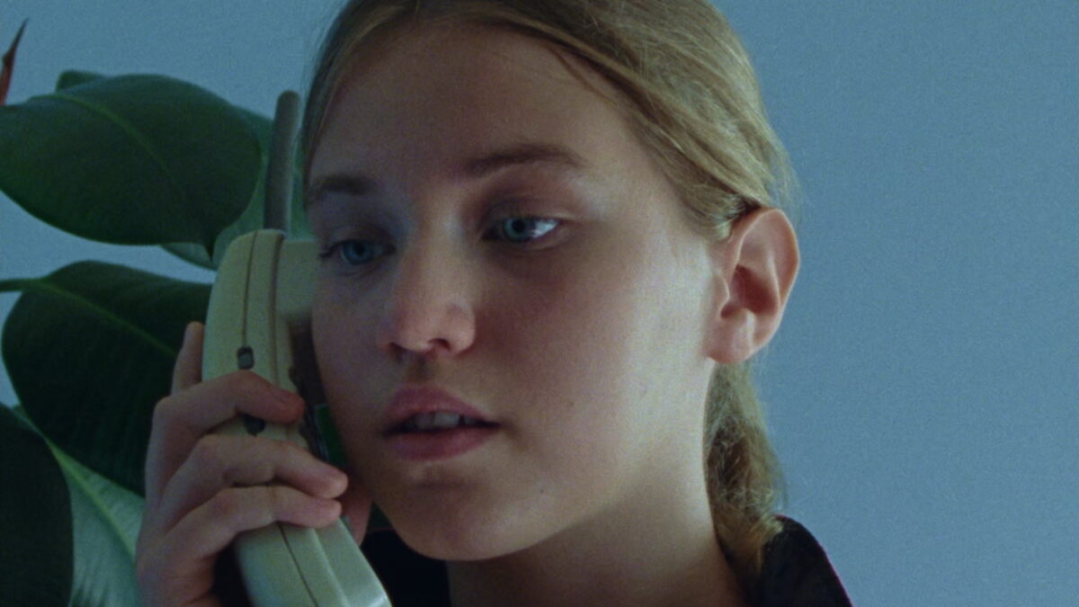 Memories of Yugoslavia: Iva Radivojević on When the Phone Rang