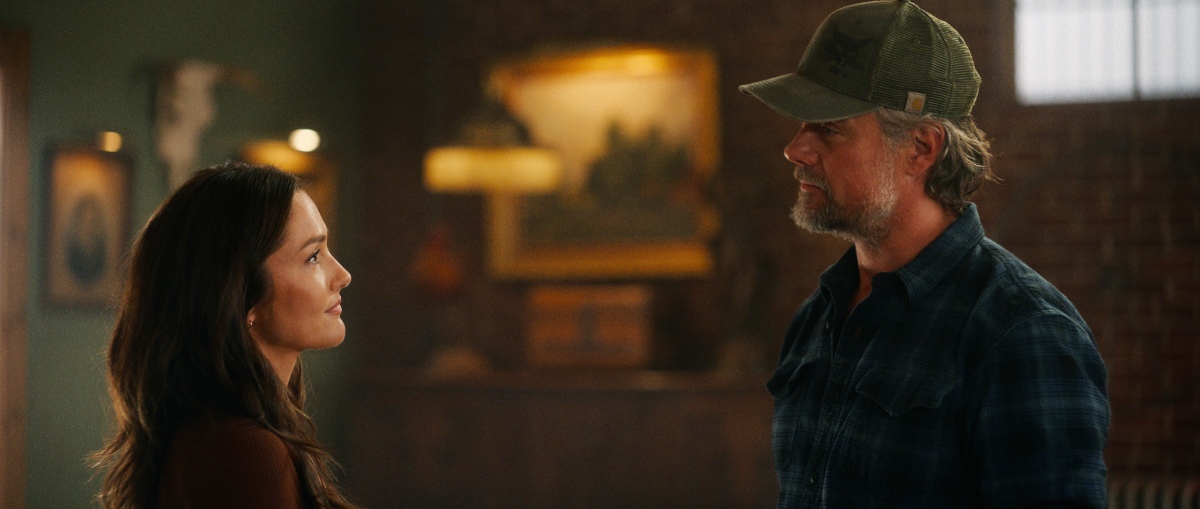 Netflix’s Western Drama Series Josh Duhamel & Minka Kelly Premieres On April 17