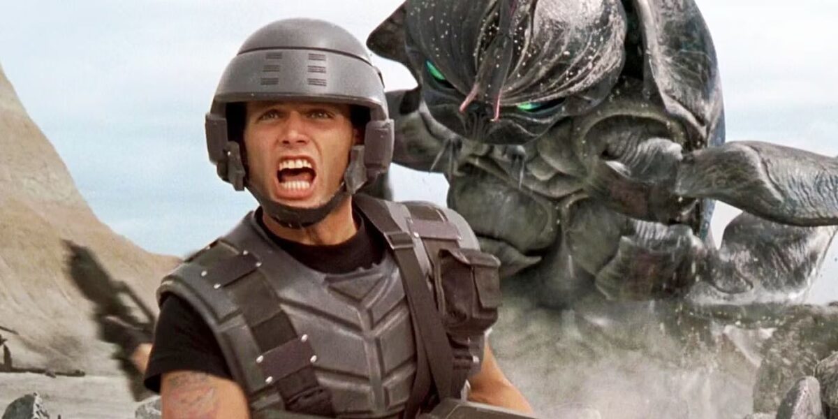 ‘Starship Troopers’ Adaptation Via ‘District 9’s Neill Blomkamp is Coming