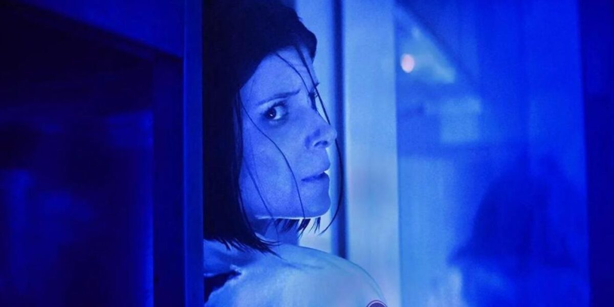 Kate Mara’s Sci-Fi Thriller Has Sky-High Ambitions, but Not the Reach