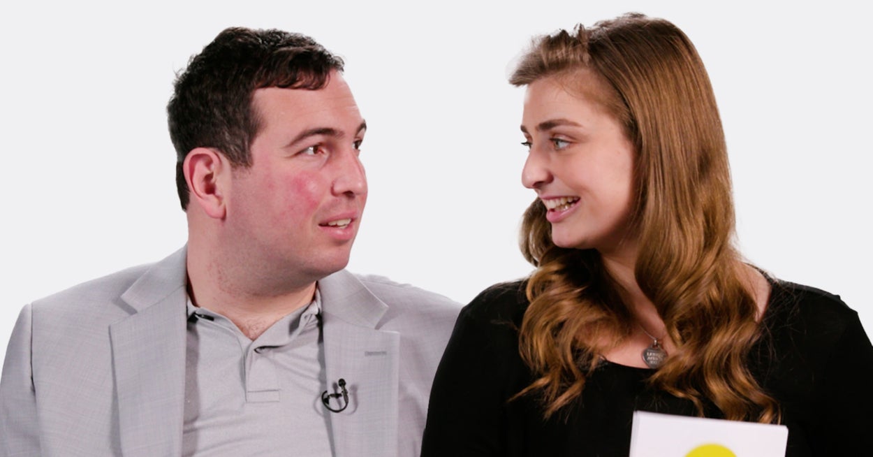 Abbey & David Take Ultimate Couple Quiz
