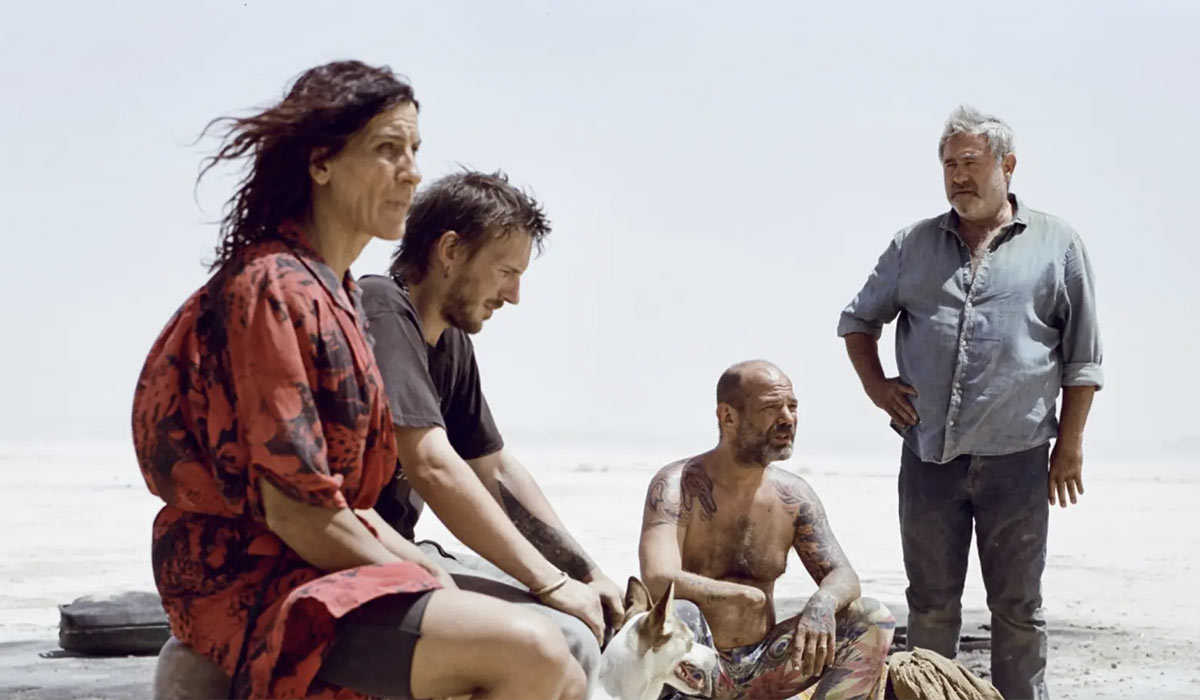 A Father Searches For His Daughter As The World Begins to Crumble [Cannes]