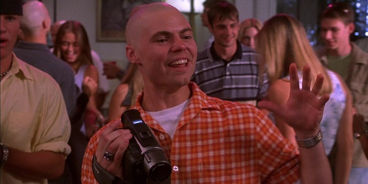 ‘Clown in a Cornfield’ Director Eli Craig Recalls Role in ‘Carrie’ Sequel