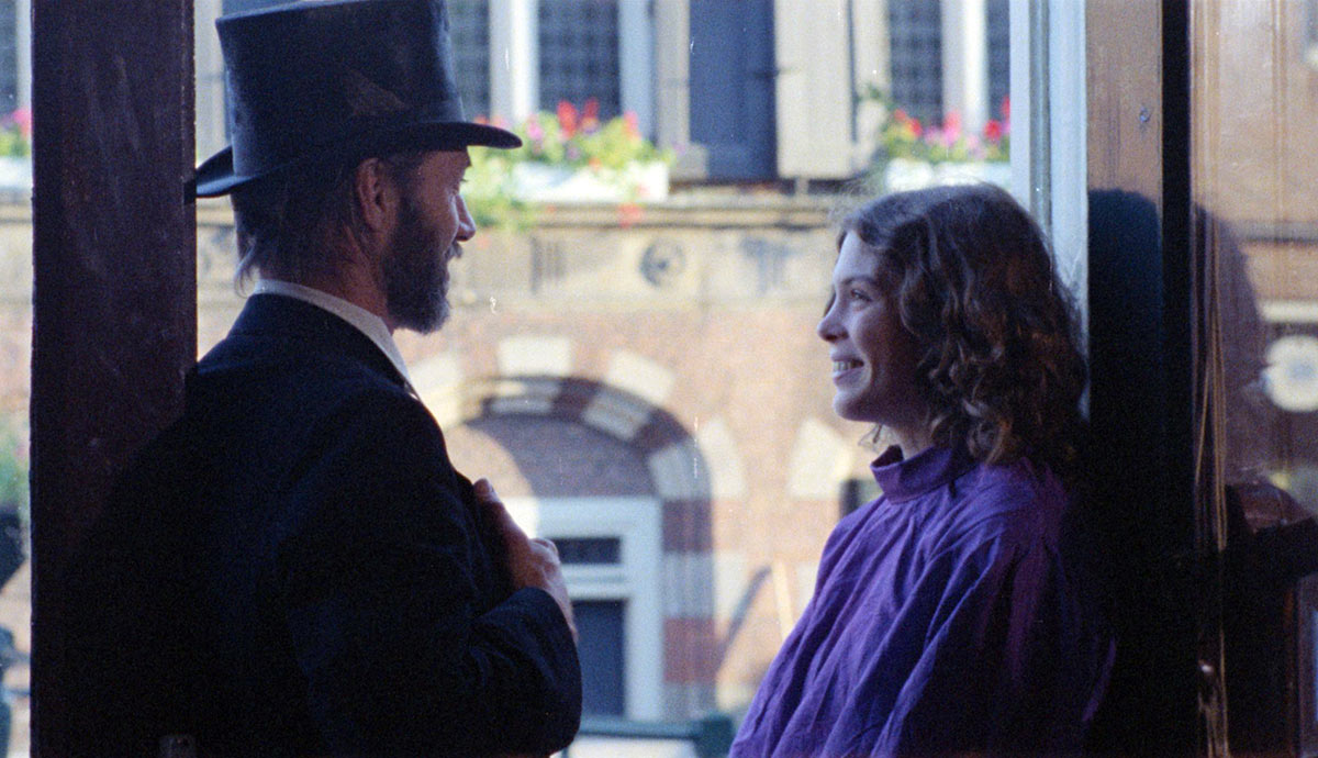 David Carradine Doc Finds A Novel Way To Explore A Complicated Father & Daughter Relationship [Venice]