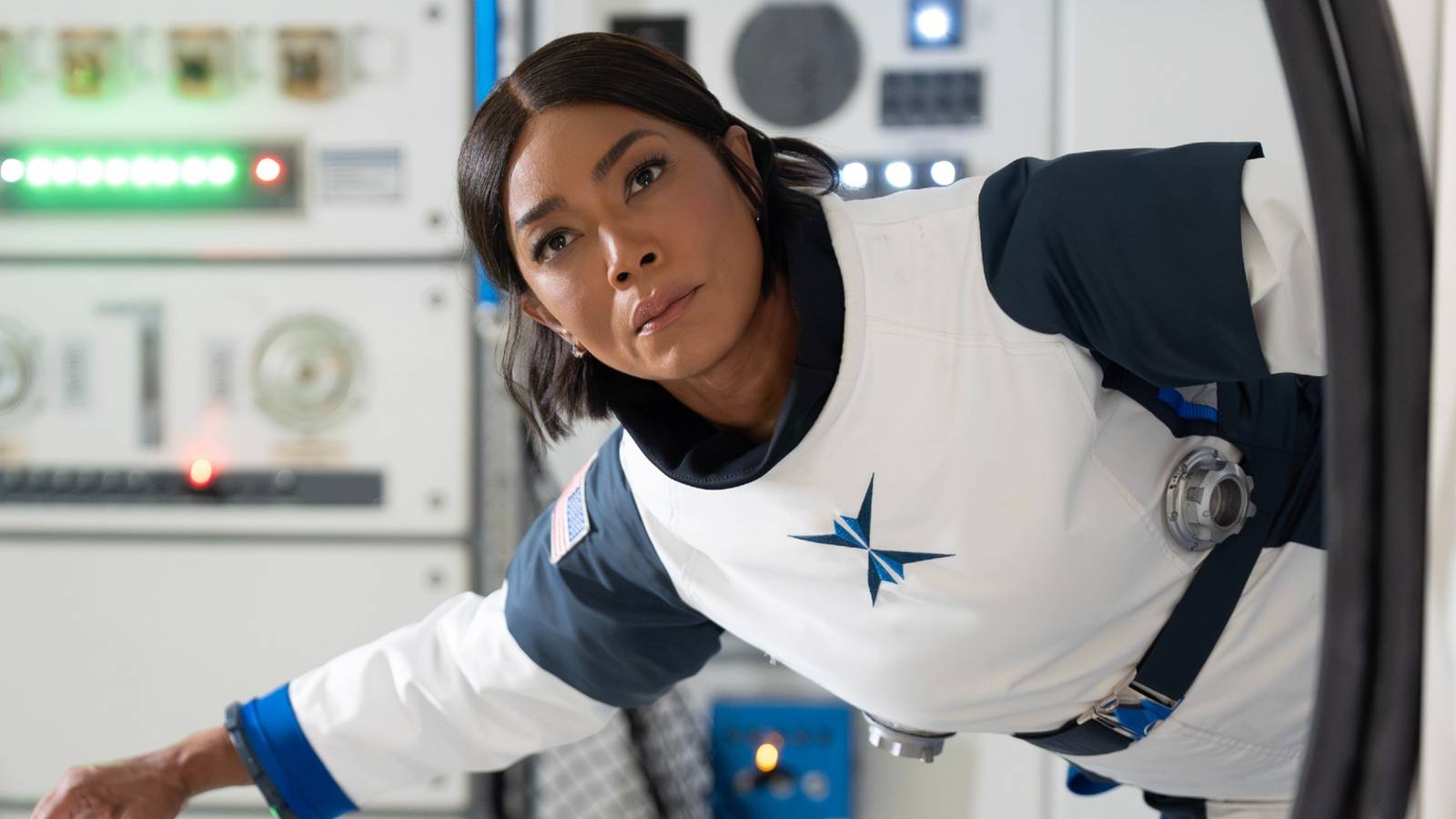 Angela Bassett Proves She’s the GOAT in the Best Athena Episode To Date