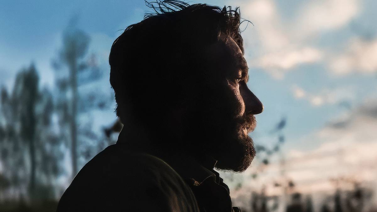 Joel Edgerton and Felicity Jones Are Tremendous in One of the Most Gorgeously Powerful Films of the Year