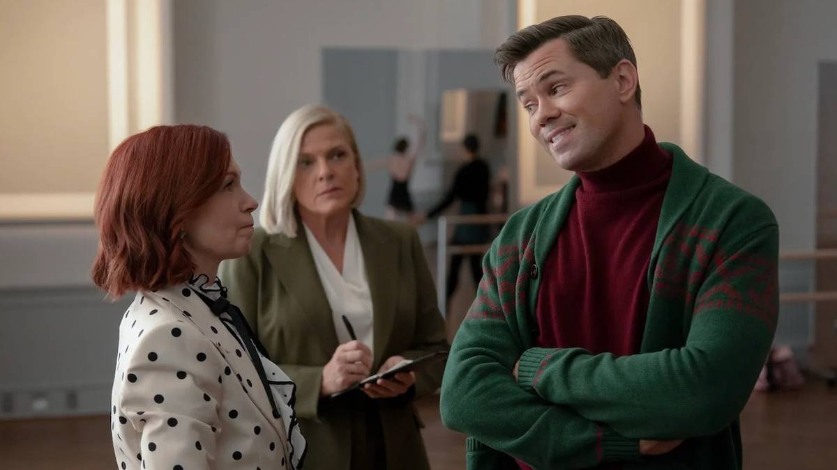 Andrew Rannells’ Grisly Holiday Murder Mystery Wraps Up 2025 on a High Note