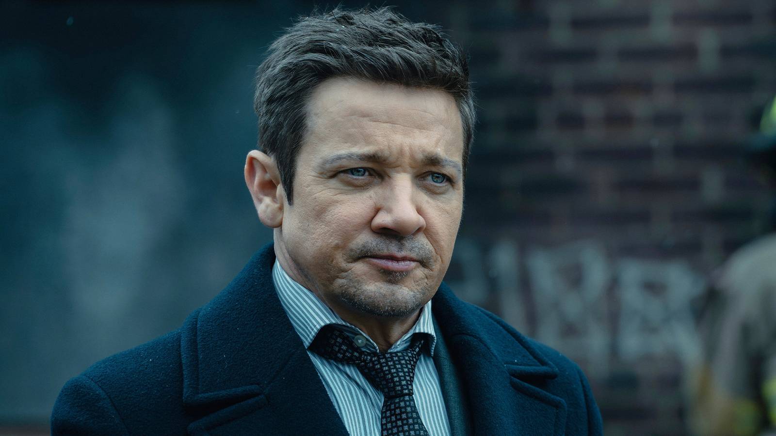 ‘Mayor of Kingstown’s Jeremy Renner Says Mike Has Never Been More Vulnerable After Season 4’s Brutal Finale